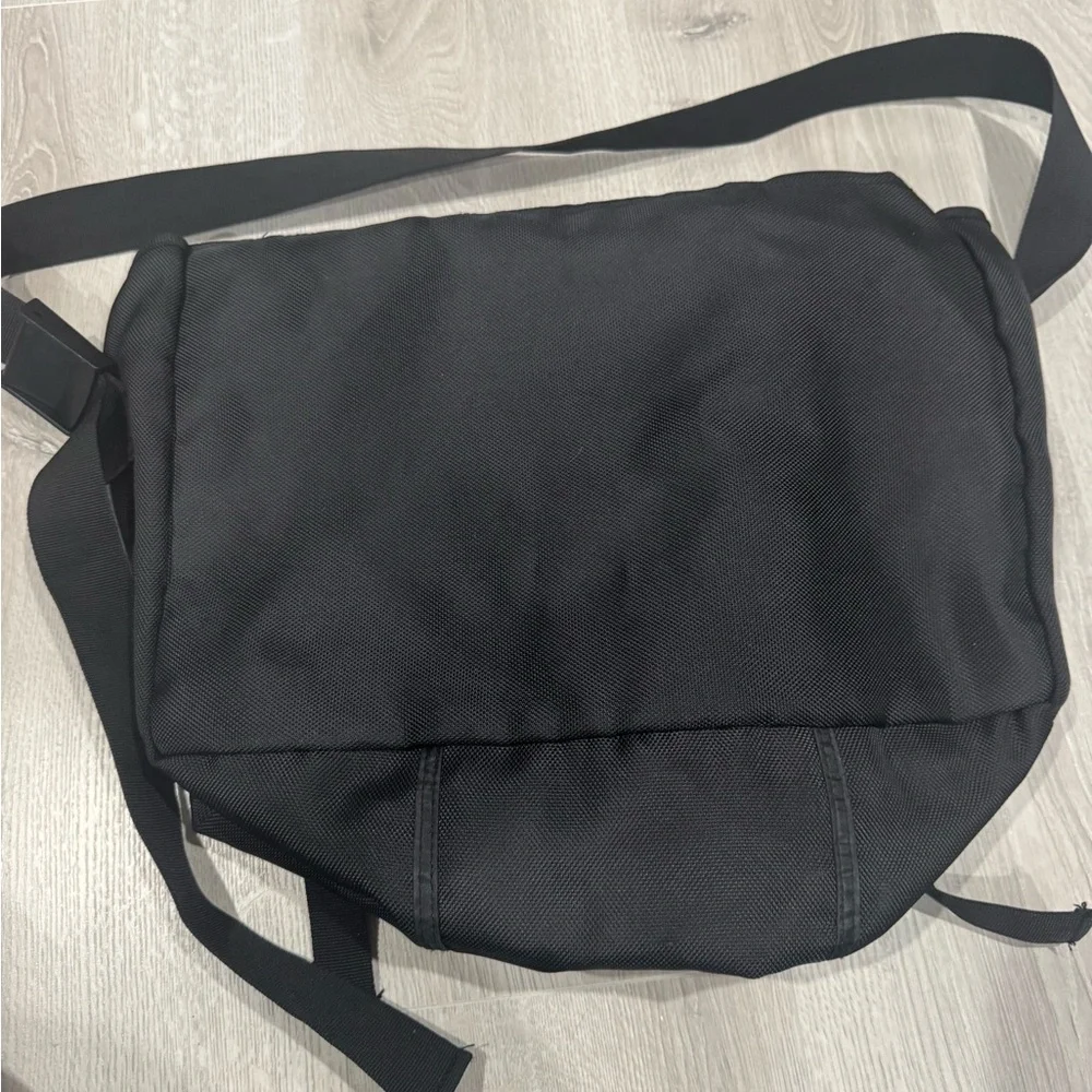 NWT Vintage | Warriors Messenger Bag